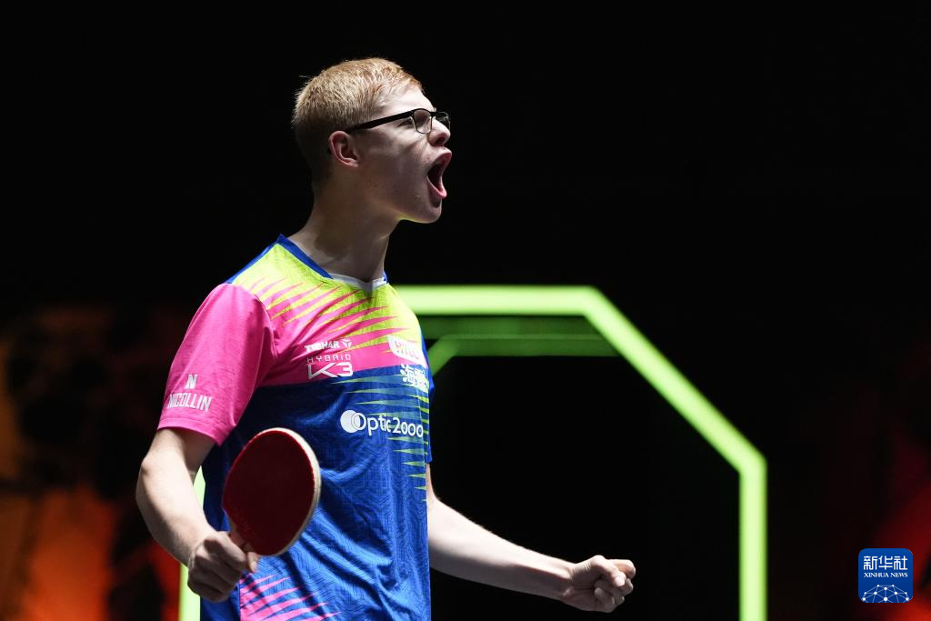 成为焦点 成为焦点